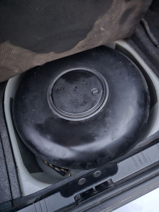 BMW 523 I E60 На части!!