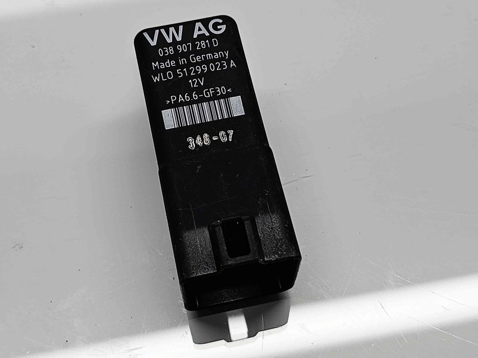 Releu  Volkswagen Caddy 3 (2KA, 2KH) [Fabr 2004-2009] 038907281D
