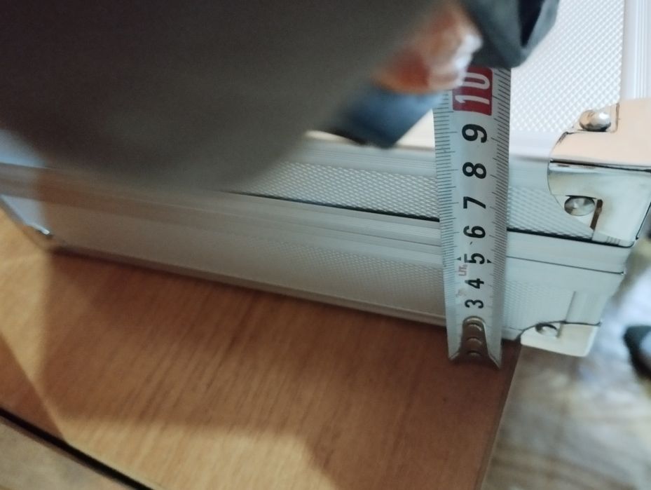 Кейс алюминиевый чемодан дипломат