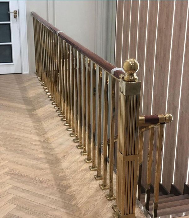 Перила из нержавейки навесы из стекла