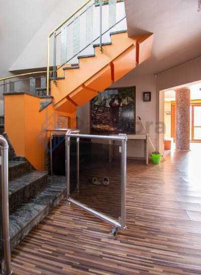 Тристаен апартамент тип мезонет под наем в кв. Бъкстон