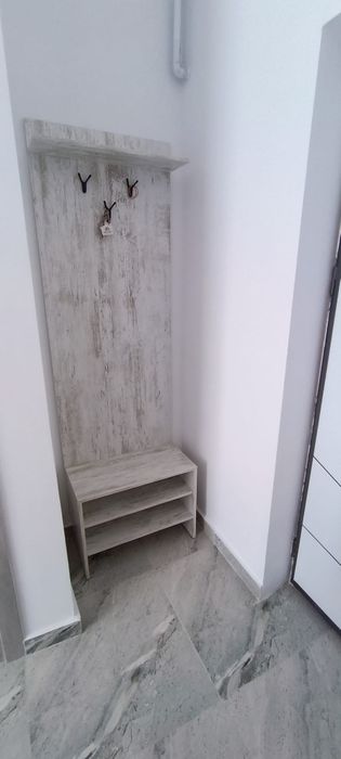 Închiriez garsonieră