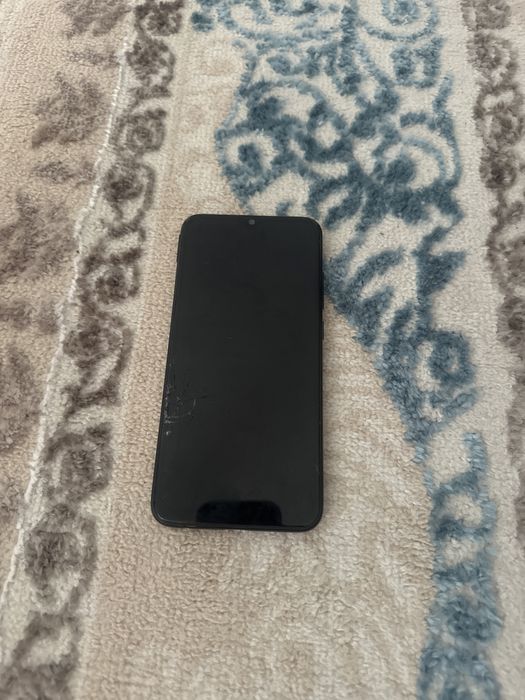 Продам телефон Redmi note 8