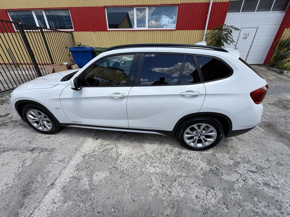 BMW X1 2011 — imagine 4