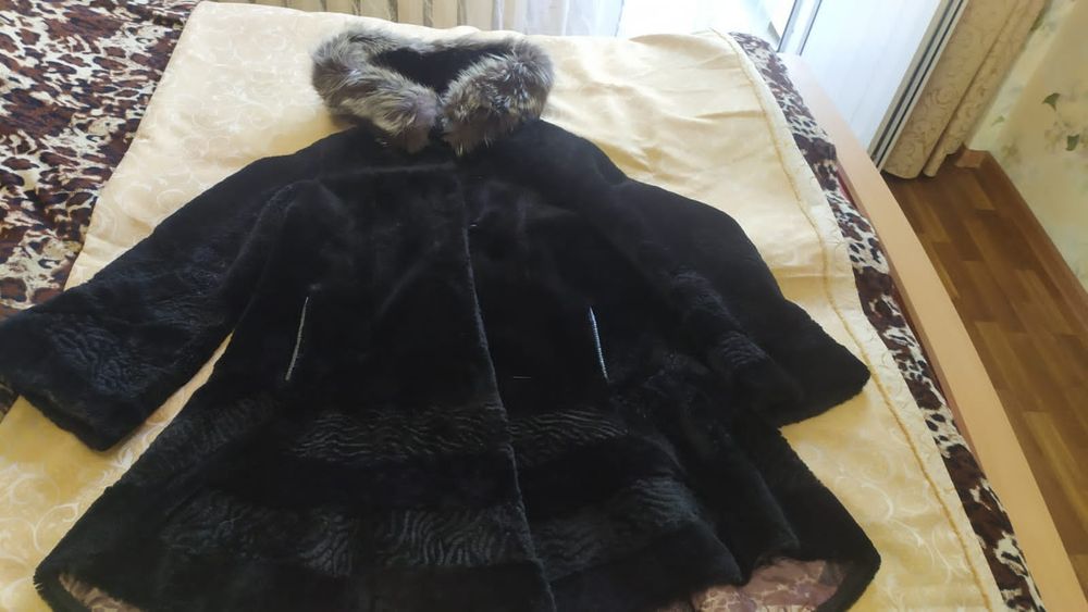 Продам шубу Мутон