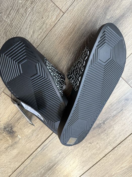 Мъжки чехли armani