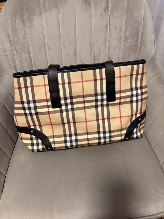 Geanta Burberry