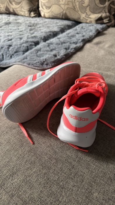 Кроссовки Adidas, оригинал