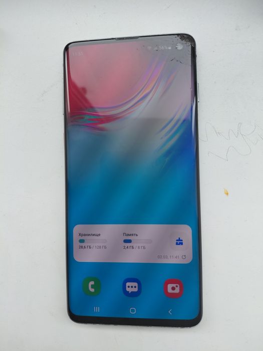 САМСУНГ галакси S 10