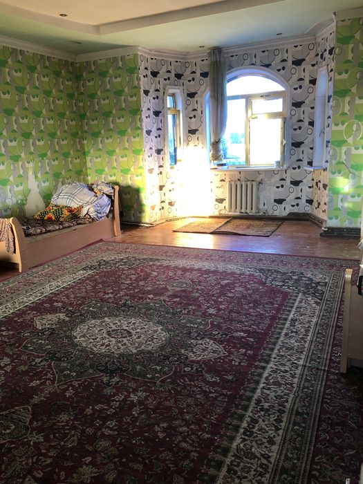 Ijaraga qiz va ayolarga 1 ta xona beriladi