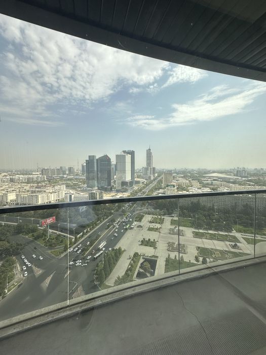 U tower квартира сотилади