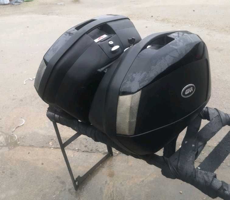 Продавам HONDA DN-01