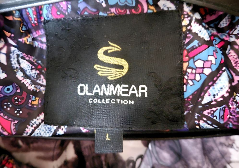 Женская куртка с узорами