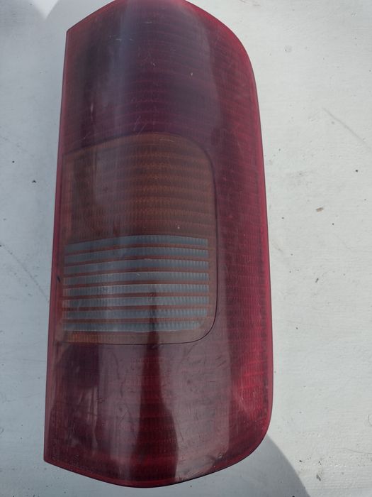 Продавам десен стоп за volkswagen LT 35