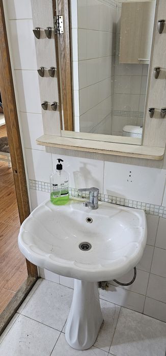 Продам ванну,раковина, унитаз бу