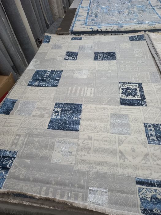 Коврый шолковые размер 2х3