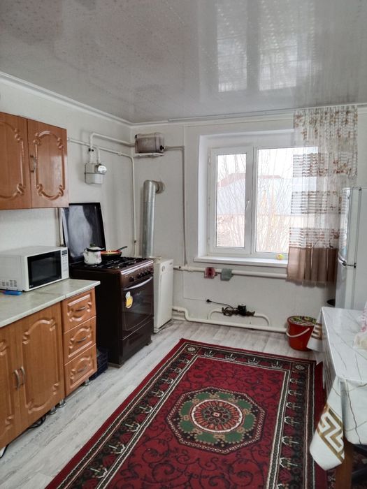 2 бөлме этаж үй сатылады