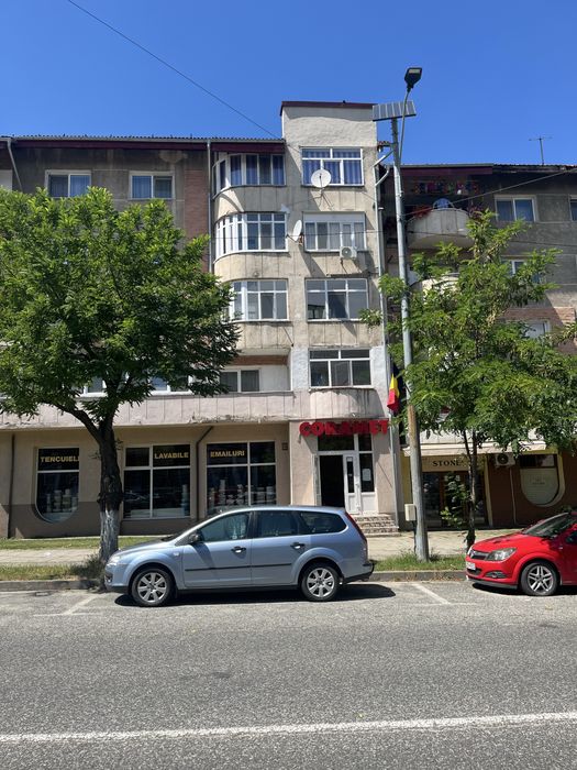 Apartament 3 camere 73 mp utili, etaj 1, 2 băi – Zona Dincă, Vulcan