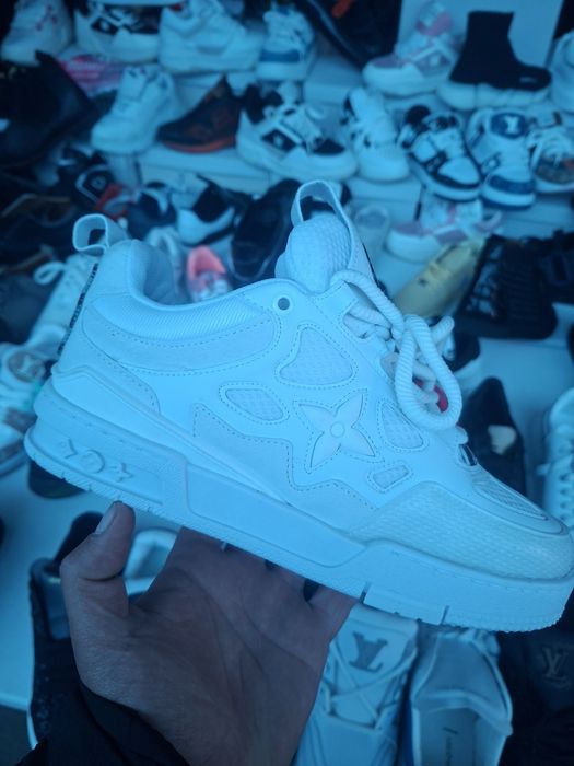 Louis vuiiton skate negru si alb full calitate premium oferta