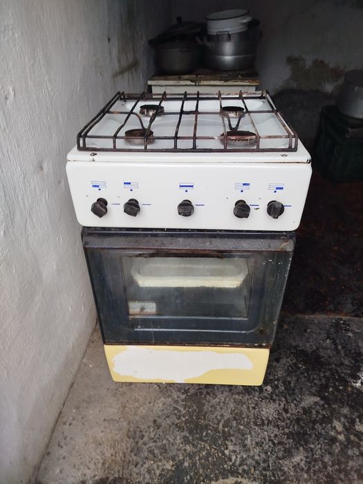 Газовая плита 4х комфорная