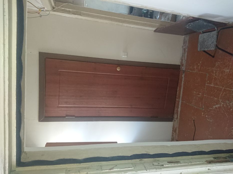 Продам дом м-он Красный камень