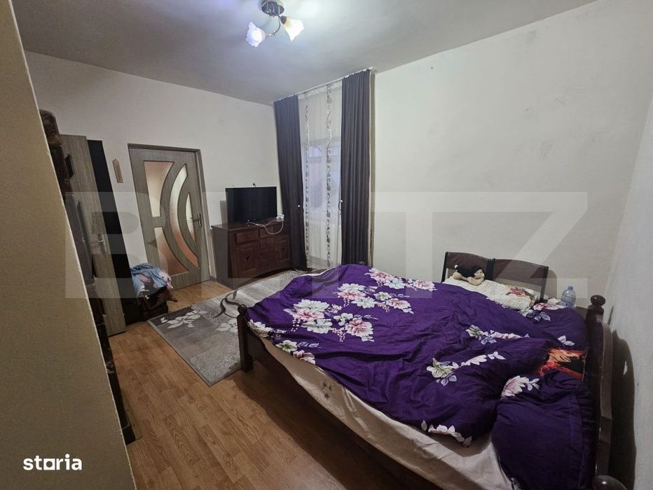 Casa cu 3 camere si gradina, aproape de centrul orasului Campeni