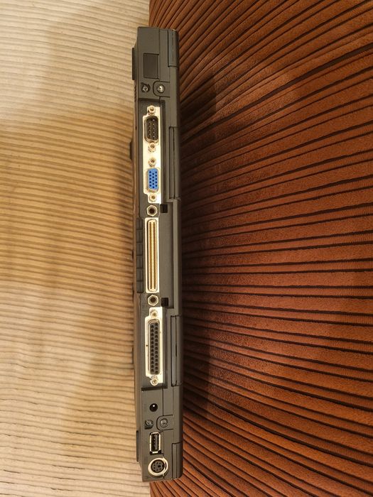 Лаптоп HP Compaq