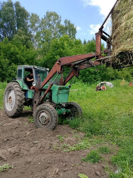 Срочно продам трактор