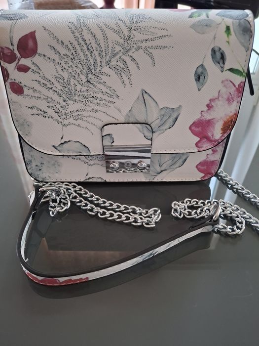 Чанти нови и втора употреба