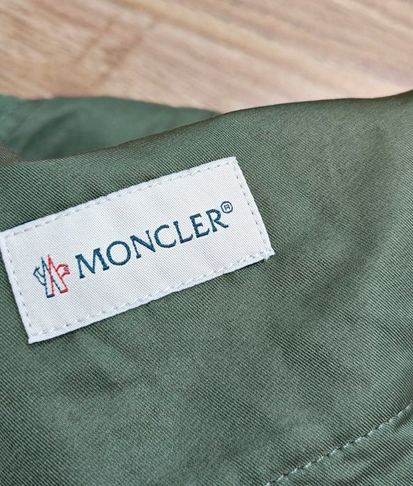 Moncler Оригинална мини пола размер 44 / L