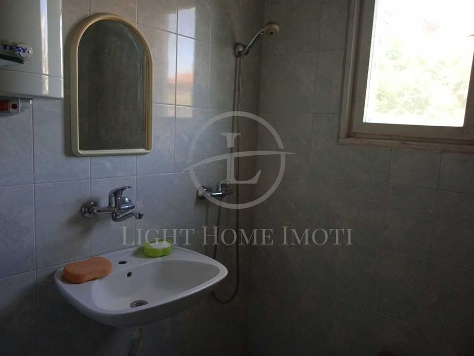 Продава се Тристаен апартамент в Пловдив, Кючук Париж - 70 кв.м за 1286 €/кв.м - Снимка #6