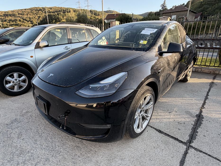На части Тесла модел Y , tesla Y