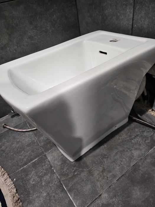 Продам биде в ванну