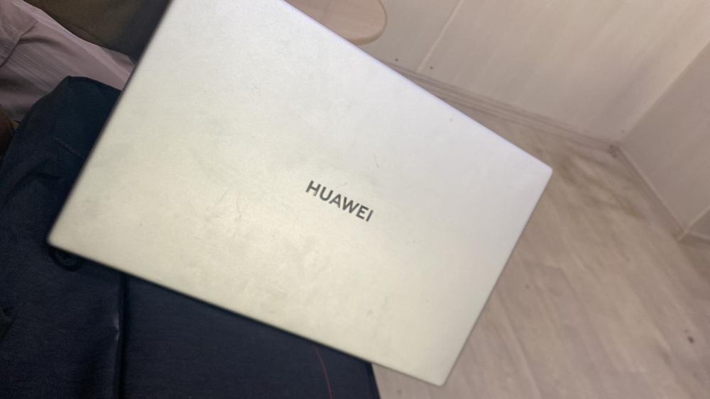 Ноутбук huawei matebook d15