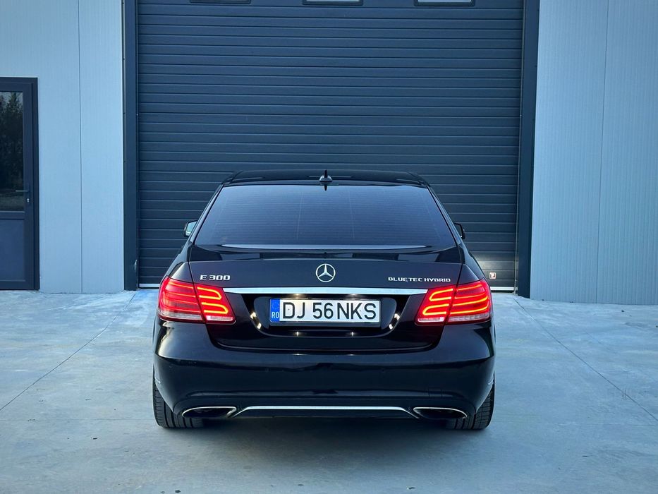 Mercedes E300 Bluetec Hybrid