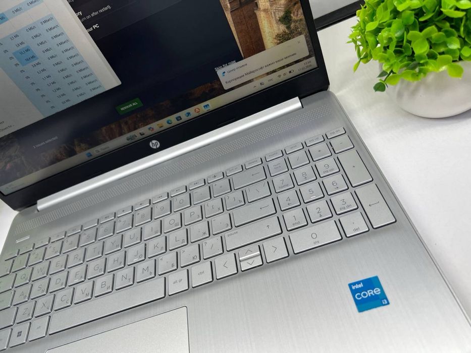 HP Laptop core i3-12