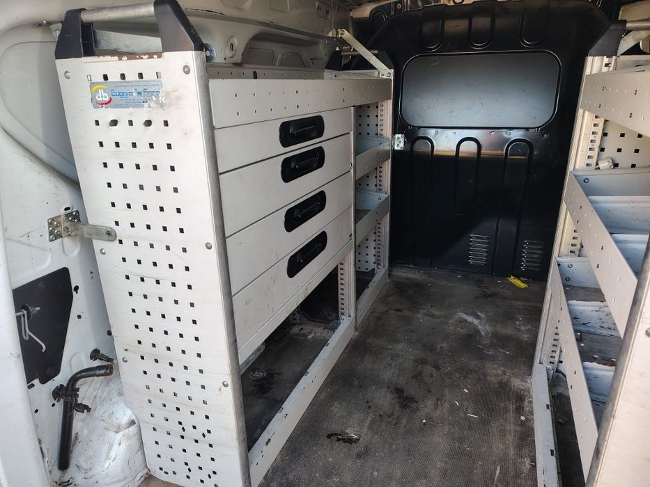 Rafturi și portbagaj cu suport scara pt autoutilitara atelier mobi