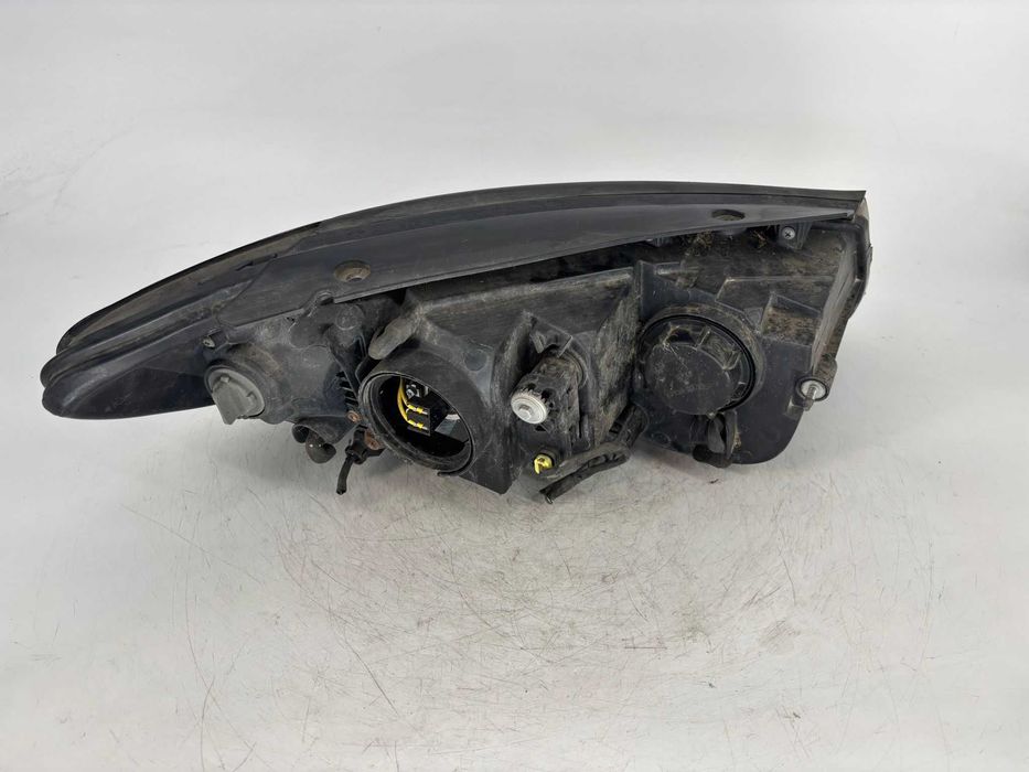 Far stanga Hyundai Santa Fe an 2008