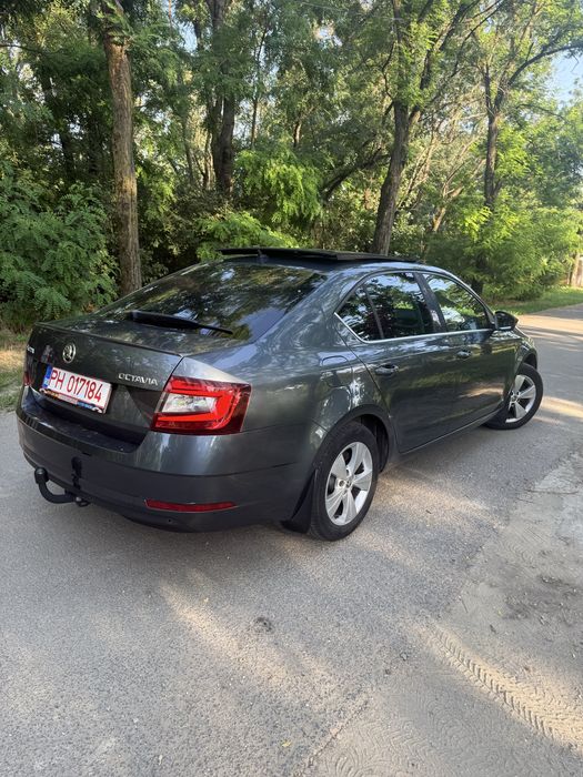 SKODA Octavia 2018 — imagine 4