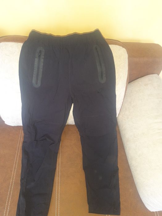 Nike Tech  foiță, originali copii mărimea L,147- 158 cm