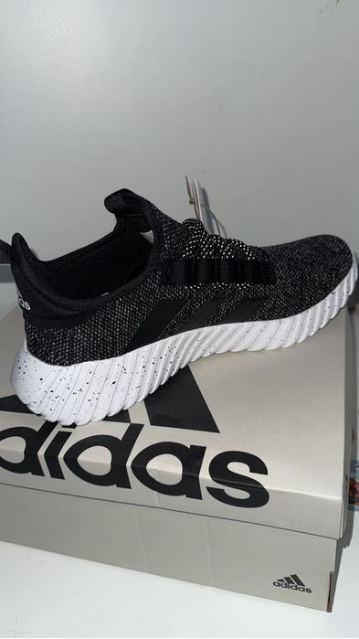 Vand adidasi adidas
