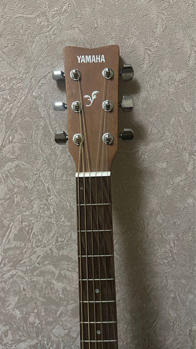 гитара Yamaha F310