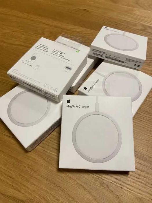 Безжично зарядно IPHONE