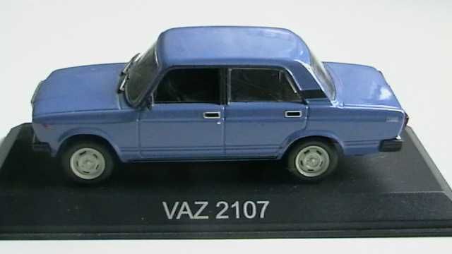 Machete diverse marci scara 1:43