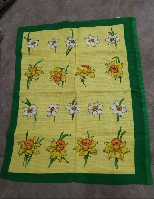 Продам полотенца