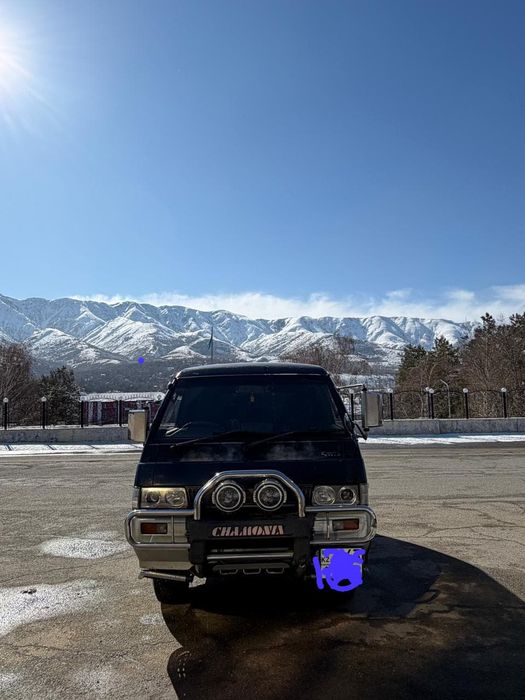 Продам митсубиси делика