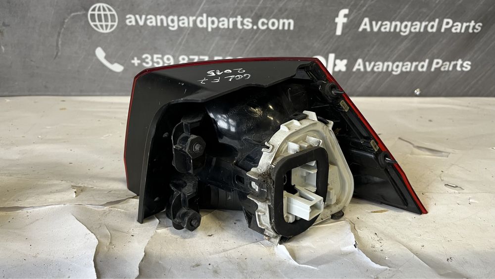 5 броя ляв и 1 брой десен стоп VW Golf 7 (2012-2020)