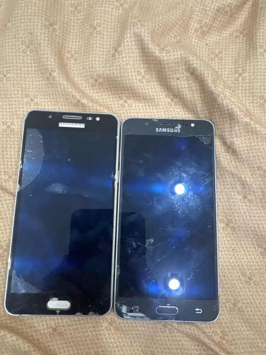 Продаю Самсунг J5