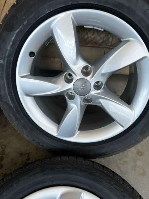 vand jante noi originale Audi A6,A4 pe 17” cu anvelope noi de iarnă
