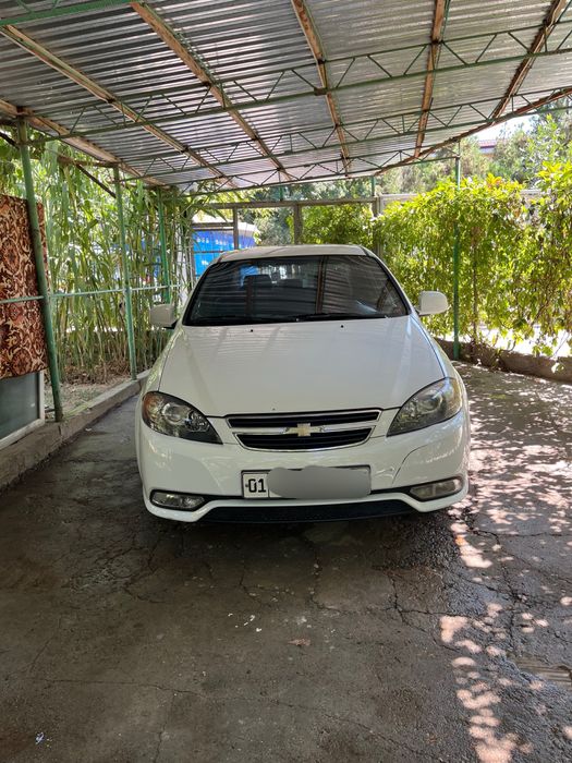 Chevrolet Jentra